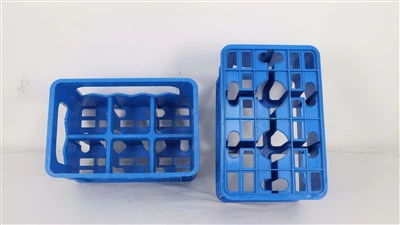 6 pudelit plastikust õlle- ja mineraalveekasti