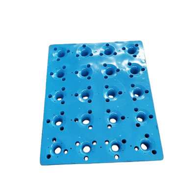 Virnastatav 25 pudeli veeriiuliga kaubaalus